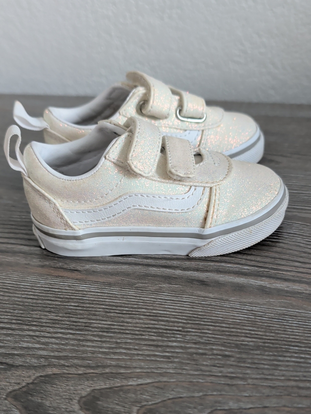 Vans Baby Girl WARD V Gold Glitter Sneakers Gym Shoes